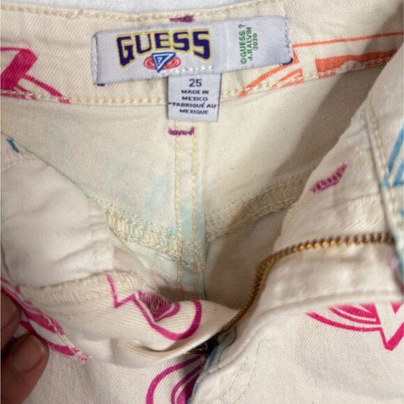 GUESS x J Balvin Colores Collection Womens 25 High-Waisted Mom Shorts Rainbow - Picture 12 of 13